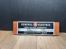 ERIE PA GENERAL MOTORS DIESEL-ELECTRIC LOCOMOTIVE BUILDERS PLATE NEW NOS picture