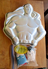 Vintage 1981 Wilton Batman Superman Super Heroes Cake Pan Set w/ Faces & Logos picture