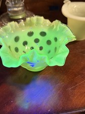 Rare VTG Fenton Coin Dot Bowl Topaz Opalescent Double Crimp Cased Glass Glows UV picture