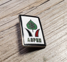 Vintage Aspen Colorado Ski Resort Enamel Lapel Pin Badge Green Leaf Logo Souveni picture