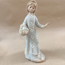 Vintage NAO by Lladro Spain Porcelain Figurine Girl with Flower Basket 322 picture