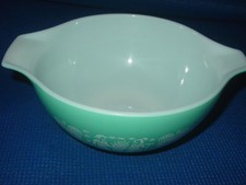 PYREX AMISH CINDERELLA BUTTERPRINT TURQUOISE BOWL 442 NESTING MIXING 1 1/2 QT picture