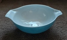 Pyrex #444 Cinderella Mixing Bowl 4 Qt Turquoise Blue 1960s Vintage picture