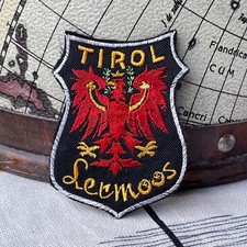 Vintage LERMOOS ZUGSPITZE Tirol Coat of Arms Austria Skiing Souvenir Badge picture