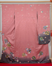 Vintage Japanese Kimono Silk Furisode Pink Colored Floral Gold Woven-in Threads picture
