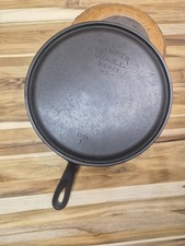 Vintage Wagner Ware Sidney -O- Cast Iron Round Griddle #9 1109 E Restored Flat picture