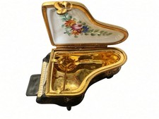 *NWOB* Limoges EXIMIOUS Peint Main Baby Grand Piano Trinket W/ Bench (56 of 750) picture
