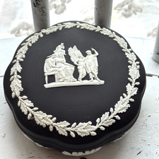 Wedgwood Jasperware Black Basalt & White Jasperware Trinket Dish W/Lid picture