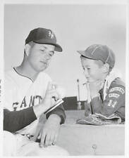 Hoyt Wilhelm Chatting with a Young Fan 1955 Photo - Crashing the Majors at an Ea picture