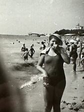 1960s Pretty Curvy Plus Size Woman Bikini Sea Beach Vintage Photo picture