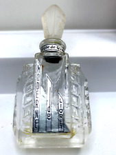 Pretty  Art Deco  HTF  Vintage perfume bottle.  Moderne de Lioret.  1930. picture