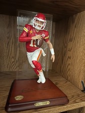 DANBURY MINT ULTRA RARE PATRICK MAHOMES NFL LEGACY TRIBUTE FIGURINE NEW picture