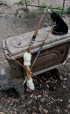 ** 1970s NATIVE AMERICAN SHORT BOW RECURVE/ 2 BEADED ARROWS HANDMADE HTF * picture