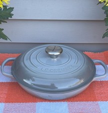 Le Creuset Signature Enameled Cast Iron 2.5-Qt picture