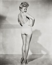 Betty Grable Iconic Pinup Swimsuit Photo 1943 Publicity Photograph 1940s Pin-Up picture