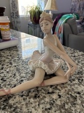 LLADRO Ballerina Graceful Pose Porcelain Figurine Retired Spain picture