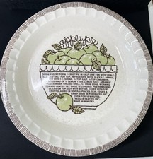 Vintage 1982 Royal China Jeannette Large Deep Dish Recipe Apple Pie Plate Keeper picture