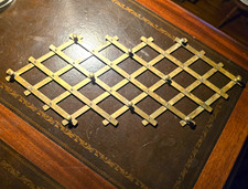Vintage Solid Brass Expandable Trivet Accordion Casserole Hot Dish Pot Stand picture