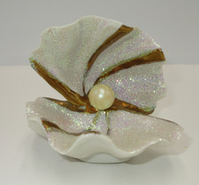 Vintage Capodimonte Italy Porcelain Figurine Oyster Shell Pearl Glitter and Gold picture