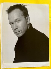 Donnie Wahlberg , original talent agency photo headshot with credits picture