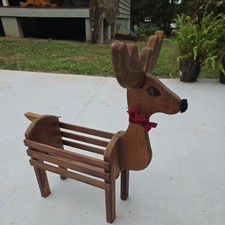 VTG Wooden Reindeer Slatted Basket Planter Handmade Christmas picture