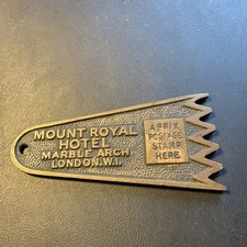 vtg mount royal hotel MARBLE ARCH London WI key fob Sawtooth MCM picture