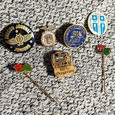 Vintage Portland Newspaper Youth Club & School Pin Lot (7 Pcs) - JJ Wings, FFA picture