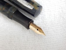 LOT# 422O. VINTAGE WATERMAN 'S 32 FOUNTAIN PEN. FLEX NIB, XF TO B+ (1.3 mm) picture