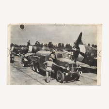 1945C WWII US Military Press Photo, Hunter Aircraft P-47 Thunderbolts w GMC CCKW picture