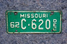 1962 Missouri MOTORCYCLE License Plate picture