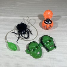 VTG Halloween Fun World Pop-Up Pumpkin Cat Squeak Frankenstein Glasses Spider Y1 picture