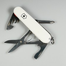 Victorinox Bladeless Modified 91mm Swiss Army Knife – RedEdge Custom picture