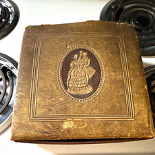 Vintage Square Lidded Leather & Wood Trinket Box Brown/Beige Couple Cameo picture