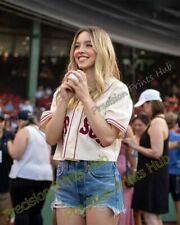 Sydney Sweeney 8 x 10 Photo Celebrity Art Print Sexy Actress Publicity red sox picture