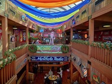 Photo:Stillwater Oklahoma USA 2000s Eskimo Joe's Restaurant Bar Interior picture