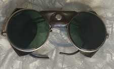 1930's AMERICAN OPTICAL AO LEATHER METAL MOTORCYCLE GOGGLES GREEN LENSES picture