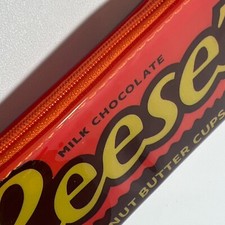 Reese’s Peanut Butter Cup Chocolate Vinyl Zip Pencil Make-Up Case BRAND NEW picture