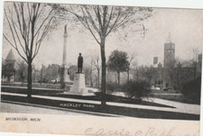 Soldiers and Sailors Monument Hackley Park Muskegon Michigan Vintage Postcard picture