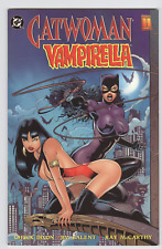 Catwoman Vampirella February 1997 VF/NM picture