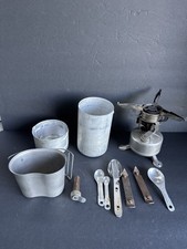 WWII US Military M-1942 MOD Mountain Stove + Mess Kit 1945 C.M. MFG Read picture