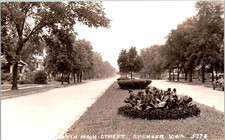 RPPC - Spencer, Iowa - A look down the driveway of North Main Street - c1915 picture