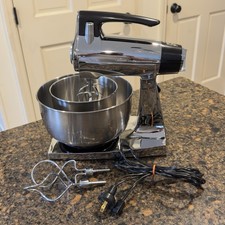 Vtg 70s Sunbeam Mixmaster Model MMB Chrome 12-Speed Stand Mixer Complete picture