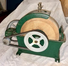 VINTAGE MONTGOMERY WARD SHARPENING STONE WHET WHEEL - VERY NICE picture