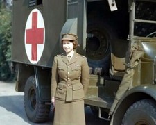 Princess Elizabeth as British Army Driver 1945, Queen II, 8x10 WWII Photo 700a picture