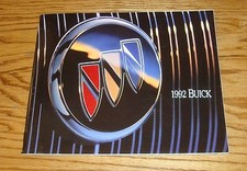 Original 1992 Buick Full Line Deluxe Sales Brochure 92 Park Avenue Regal LeSabre picture