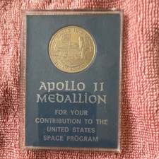 1969 Apollo 11 NASA MFA Medal 2nd Anniversary Flown Spacecraft Metal Sealed picture