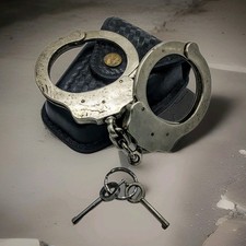 Vintage 1930s Peerless Handcuffs Springfield MA W/2 Keys & Case Working picture