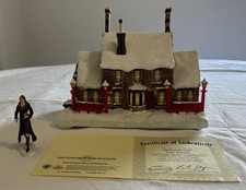 Harry Potter Hogsmeade Train Station (Hawthorne Village Bradford Exchange) picture