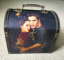 NECA Vintage 2009 The Twilight Saga: New Moon Jewelry Storage Trunk Case picture