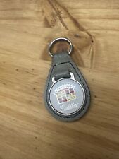RARE🇺🇸ORIGINAL 1970s GREY VINTAGE “CADILLAC”LEATHER/METAL KEYCHAIN/FOB picture